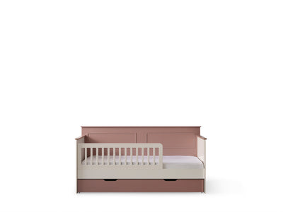 Armin Peuter Bed